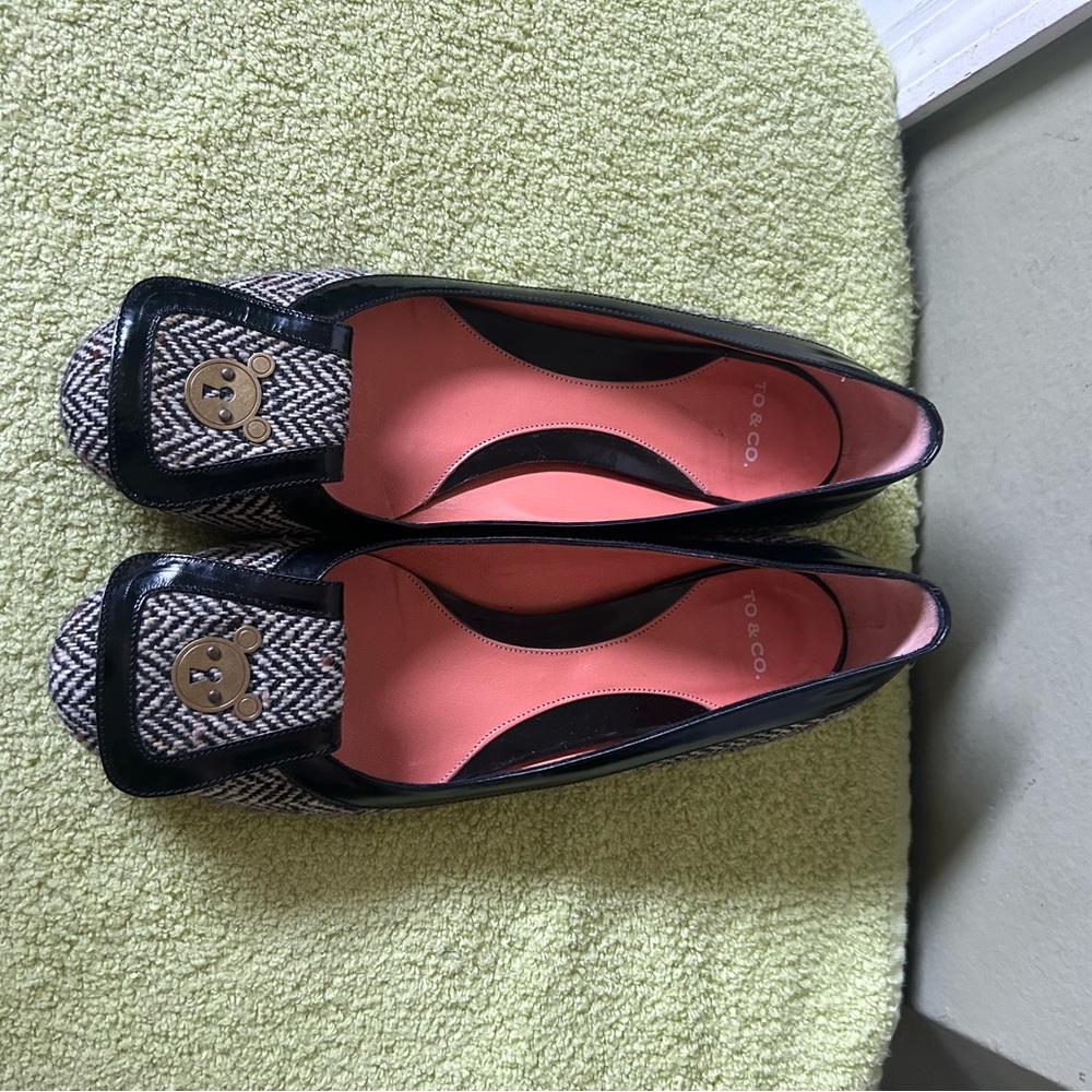 TO & CO Italy Elegant Black and Gray Women's Flats - Picture 2 of 12